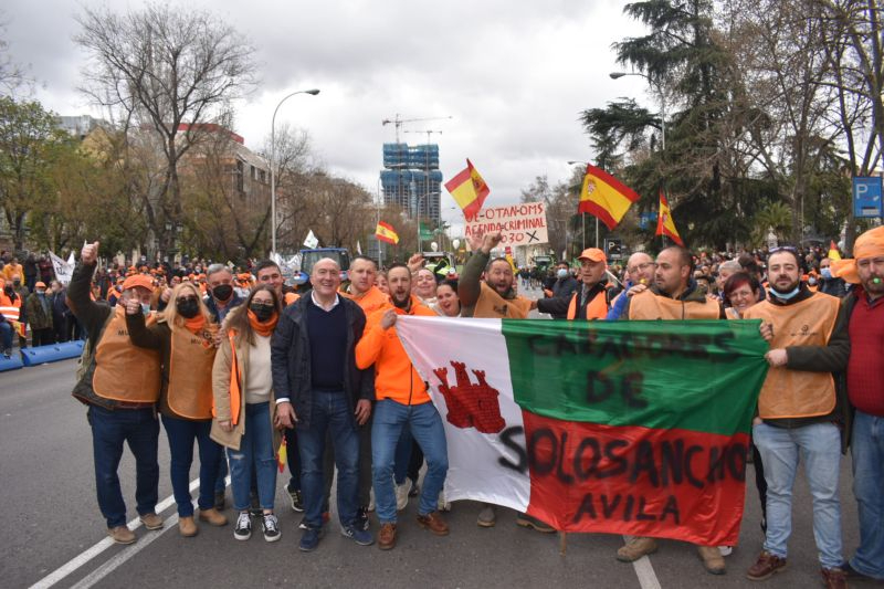 Foto 5 - Profesionales del campo de Salamanca ya marchan en Madrid en el "20Mrural"