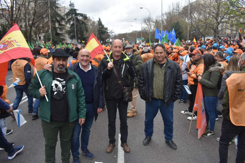 Foto 4 - Profesionales del campo de Salamanca ya marchan en Madrid en el "20Mrural"