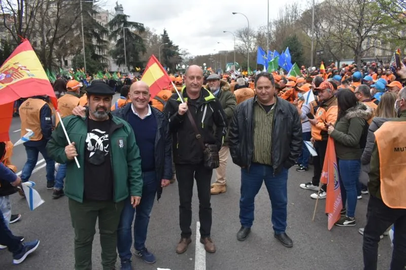 Foto 4 - Profesionales del campo de Salamanca ya marchan en Madrid en el "20Mrural"