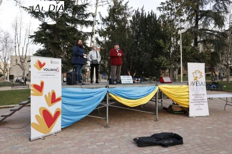 Fiesta de la Primavera por la Paz de AVESAL con la lectura del manifiesto por la paz en Ucrania - Fotos: David Sañudo