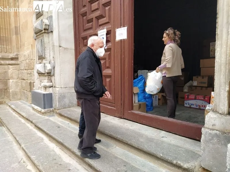 Recogida de material para enviar al pueblo de Ucrania, en la iglesia de la Purísima 