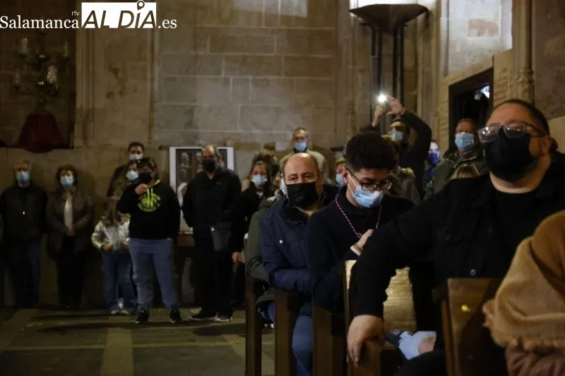 Foto 5 - La BM Felipe Espino pone m&uacute;sica al rezo del santo V&iacute;a Crucis del Sant&iacute;simo Cristo de la Agon&iacute;a