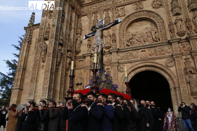 Salamanca celebra la procesión y vía crucis de la Junta de Semana Santa de Salamanca