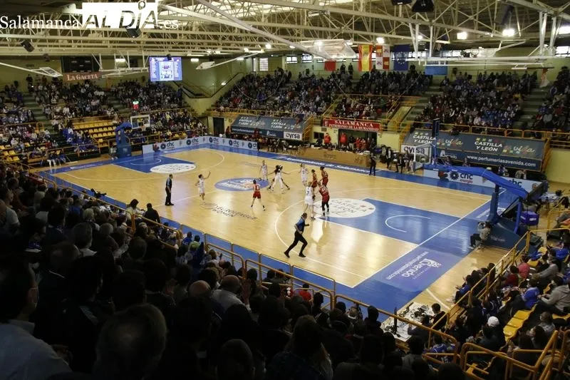 Galería de imágenes del Perfumerías Avenida - Uni Girona / Fotos: David Sañudo, CB Avenida y FIBA