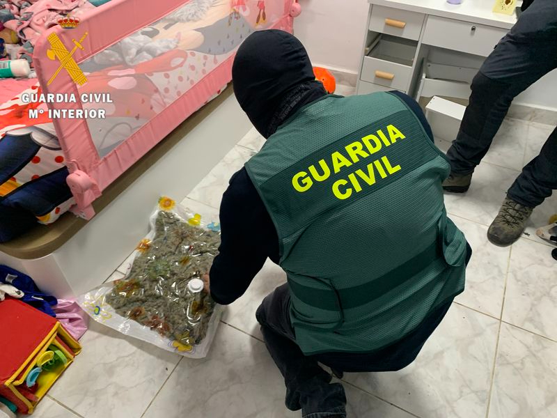 Imagen de la Operación “BADALA” que se ha realizado en Ciudad Rodrigo. Foto Guardia Civil