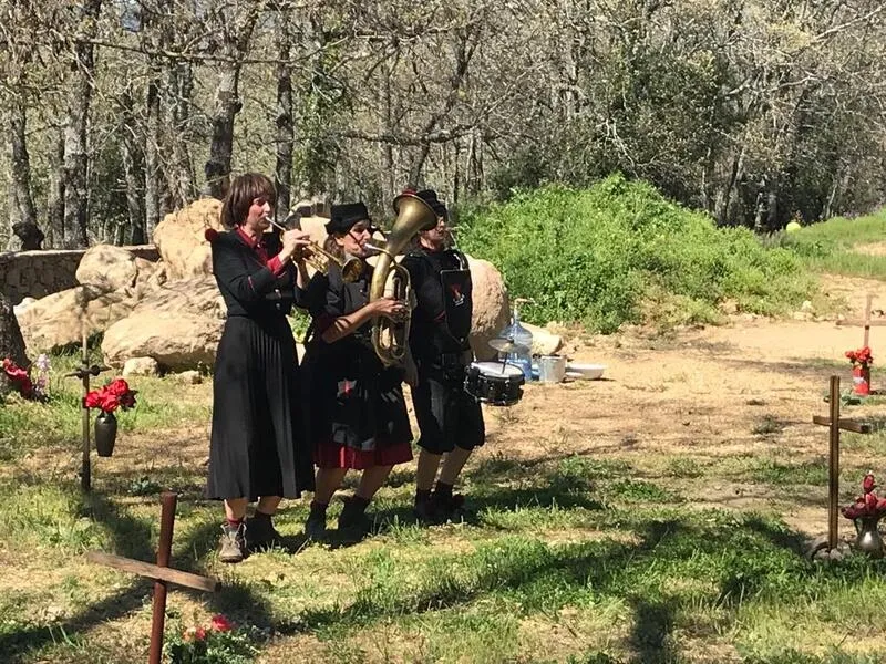 Público asistente a las actividades culturales de estos días en Sequeros