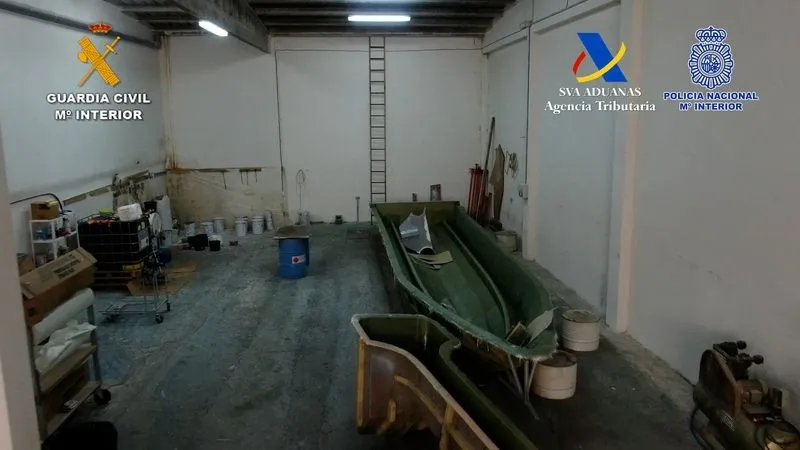 Imágenes de la operación conjunta “Munari– Cundinamarca-Tulipán”, llevada a cabo por la Guardia Civil, el Cuerpo Nacional de Policía y el Servicio de Vigilancia Aduanera de la Agencia Tributaria