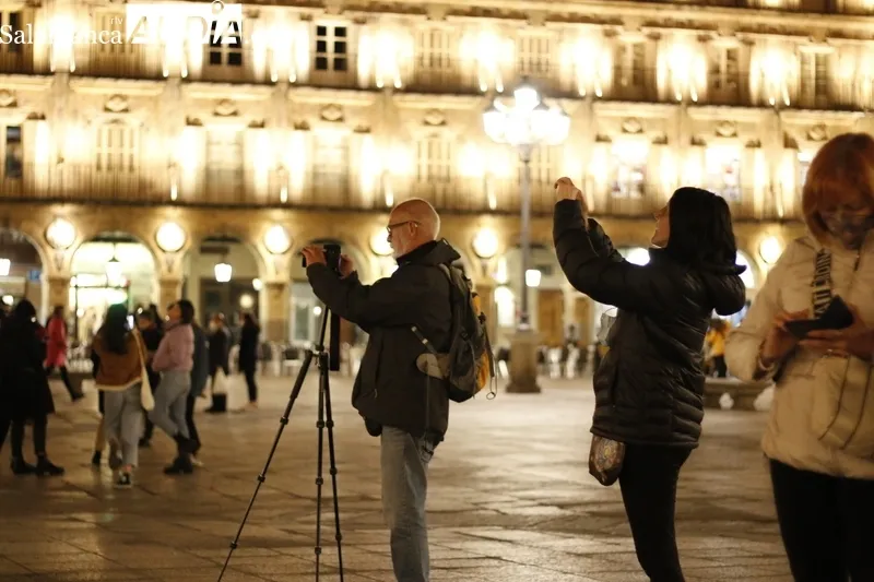 Foto 7 - La Plaza Mayor de Salamanca estrena nueva iluminaci&oacute;n art&iacute;stica 