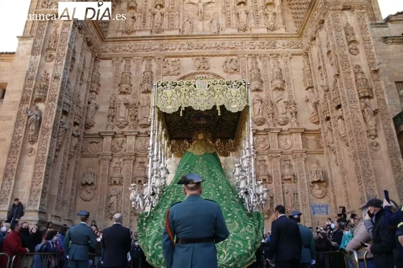 Foto 5 - La Procesi&oacute;n de la Hermandad Dominicana inicia con fuerza el Viernes Santo