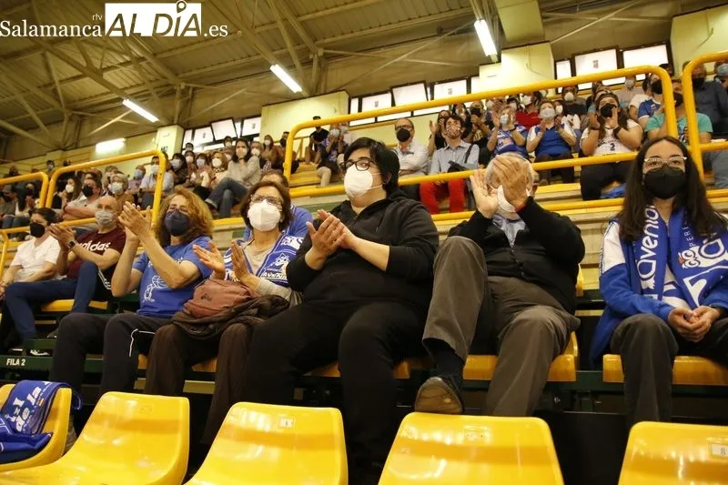 Foto 7 - El Perfumer&iacute;as Avenida se impone al Spar Gran Canaria en su reencuentro con W&uuml;rzburg (79-55)