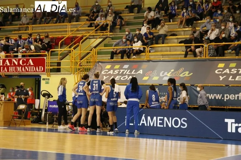Foto 14 - El Perfumer&iacute;as Avenida se impone al Spar Gran Canaria en su reencuentro con W&uuml;rzburg (79-55)