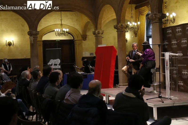 Presentación del cartel del 50 aniversario de la alternativa de 'El Niño de la Capea'. Fotos: David Sañudo