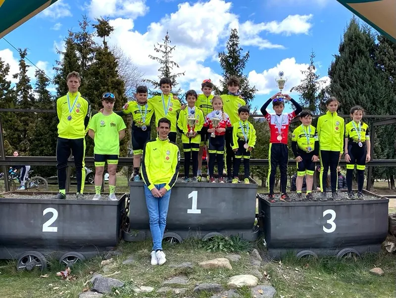 Tres triunfos para la Escuela Bejarana de Ciclismo