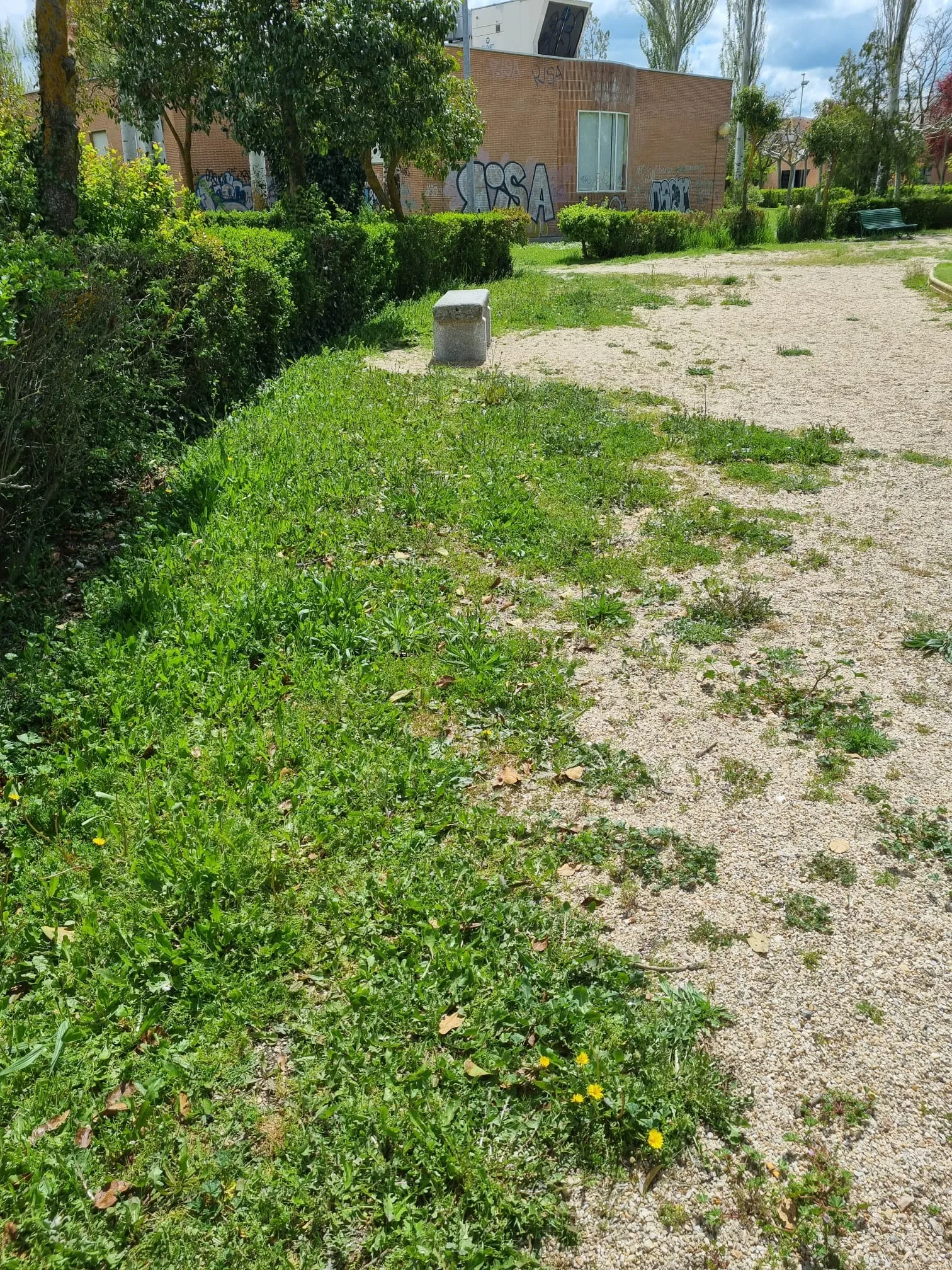 Imágenes del parque Los Jardines aportadas por el PP