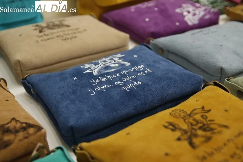 Feria de Artesanía en la plaza de los Bandos. Foto de David Sañudo
