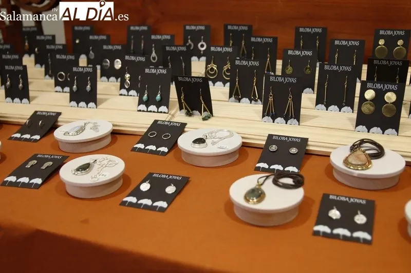 Feria de Artesanía en la plaza de los Bandos. Foto de David Sañudo