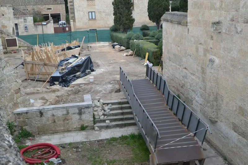 Foto 9 - Prosiguen las obras de la Plazuela de Amayuelas con la recreaci&oacute;n del &ldquo;dramatismo&rdquo;