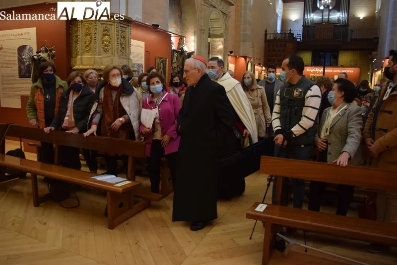 Foto 7 - Rouco Varela oficia la eucarist&iacute;a dominical en Alba de Tormes