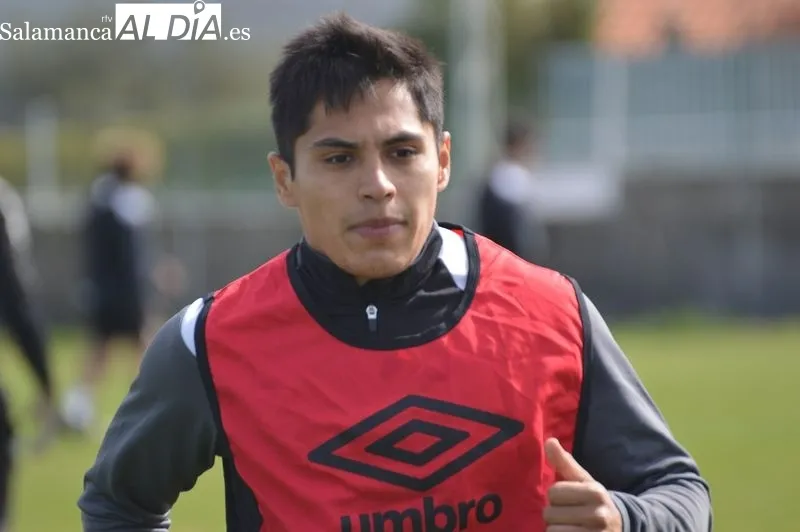 Foto 10 - Lozano se pone los guantes como tercer portero del Salamanca UDS en un entrenamiento sin Moreno y con Alem&aacute;n y Monroy