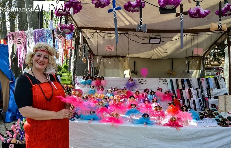 Foto 2 - Buen ambiente en el primer d&iacute;a de la Feria de las Tradiciones