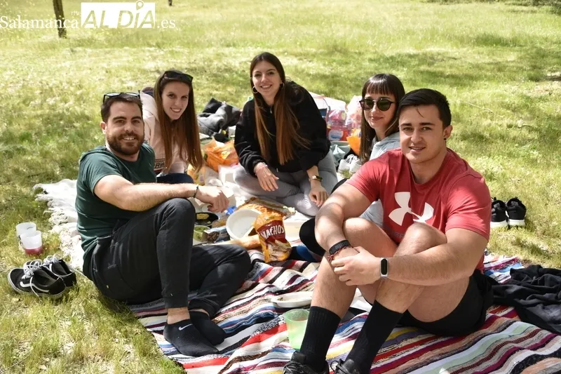 Foto 15 - La Aldehuela, otra de las concurridas zonas este Lunes de Aguas