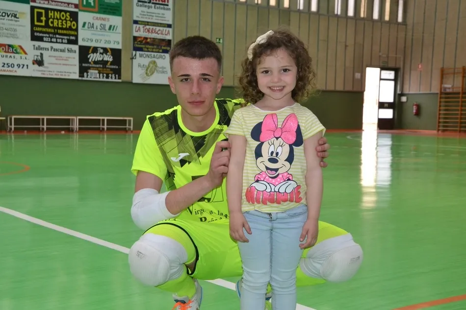 Foto 3 - Puntazo del III Juvenil ante el l&iacute;der de su competici&oacute;n