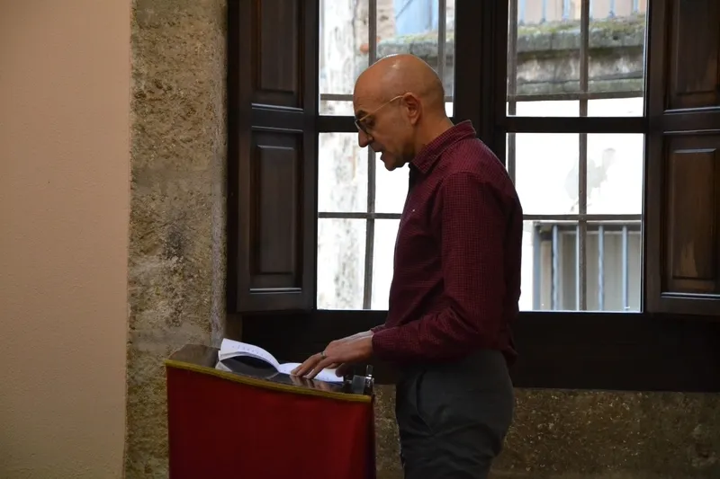 Foto 11 - Mir&oacute;briga escribe con un recital po&eacute;tico-musical la primera p&aacute;gina de su Feria del Libro 2022