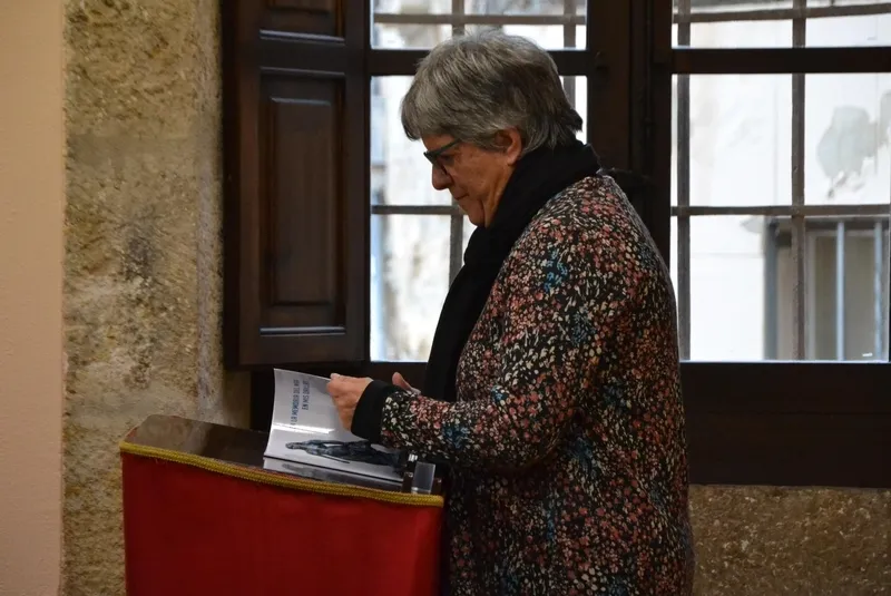 Foto 8 - Mir&oacute;briga escribe con un recital po&eacute;tico-musical la primera p&aacute;gina de su Feria del Libro 2022