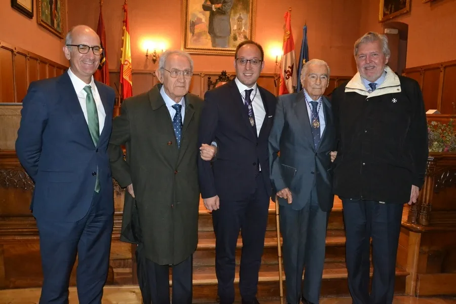 Foto 5 - Ciudad Rodrigo nombra con orgullo a Manuel Delgado S&aacute;nchez-Arjona como Hijo Predilecto