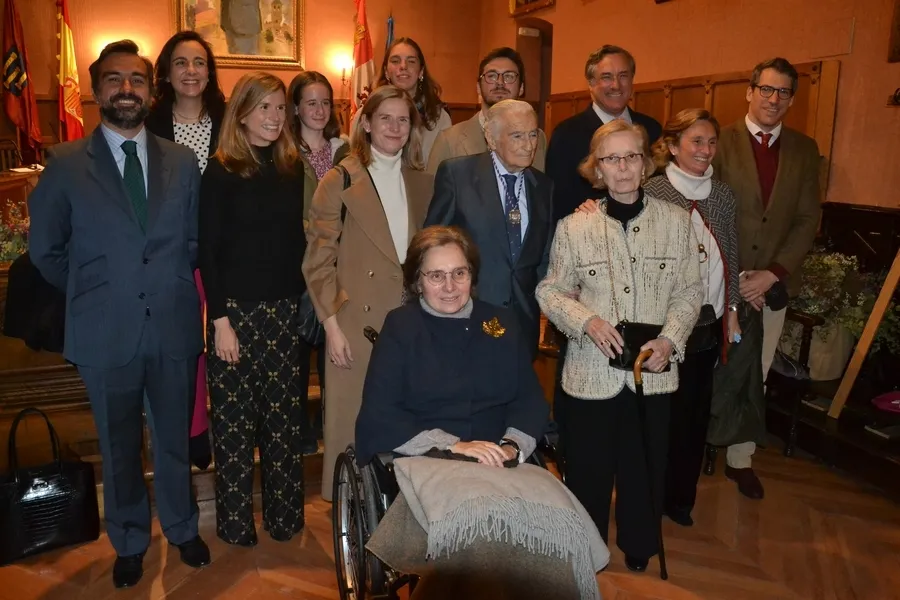 Foto 4 - Ciudad Rodrigo nombra con orgullo a Manuel Delgado S&aacute;nchez-Arjona como Hijo Predilecto