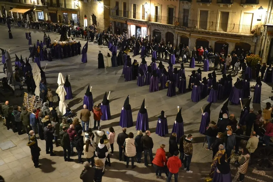 Foto 8 - La Dolorosa protagoniza el regreso tres a&ntilde;os despu&eacute;s de las procesiones de Semana Santa