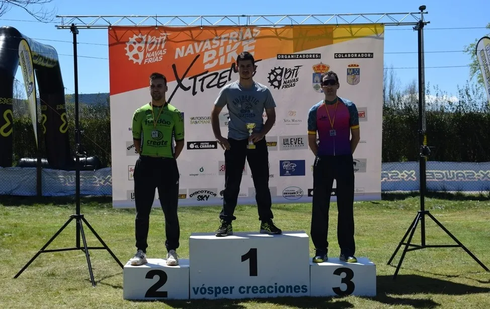 Foto 4 - La Navasfr&iacute;as Bike Xtrem supera el centenar de llegados a meta en su 2&ordf; edici&oacute;n