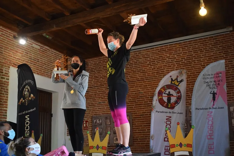 Paradinas ha vivido este domingo la novena Carrera del Roscón 