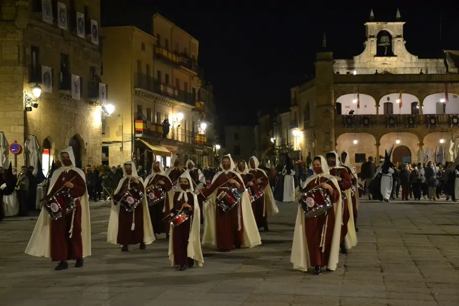 Foto 11 - La Cofrad&iacute;a de las Angustias logra procesionar con normalidad por primera vez desde 2018