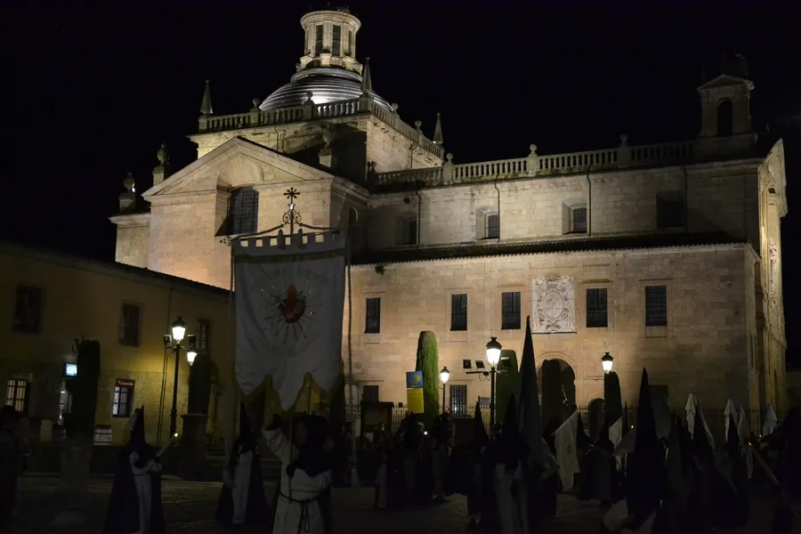 Foto 10 - La Cofrad&iacute;a de las Angustias logra procesionar con normalidad por primera vez desde 2018