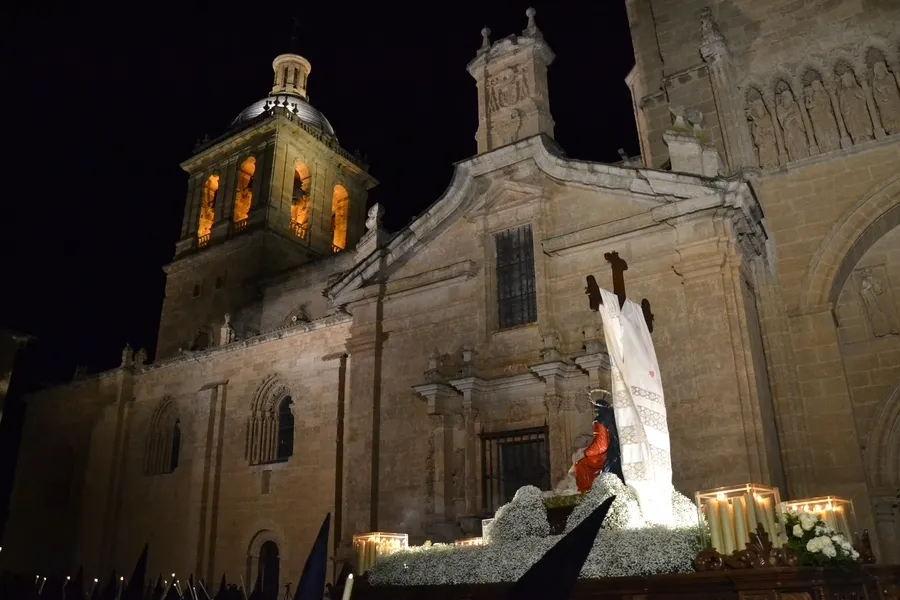 Foto 5 - La Cofrad&iacute;a de las Angustias logra procesionar con normalidad por primera vez desde 2018