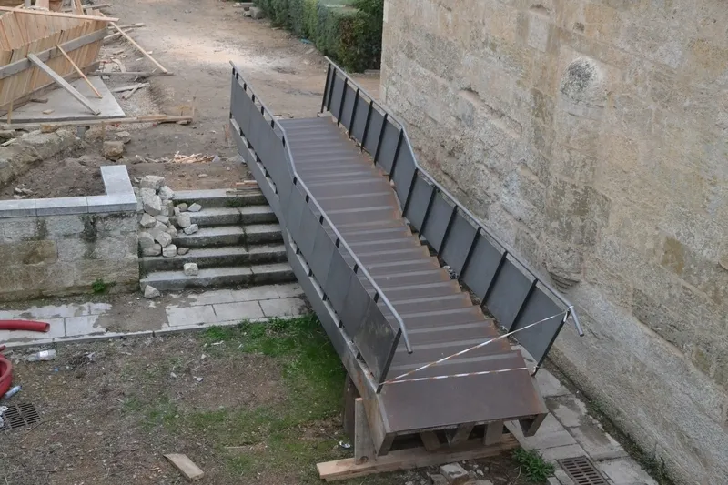 Foto 4 - Prosiguen las obras de la Plazuela de Amayuelas con la recreaci&oacute;n del &ldquo;dramatismo&rdquo;