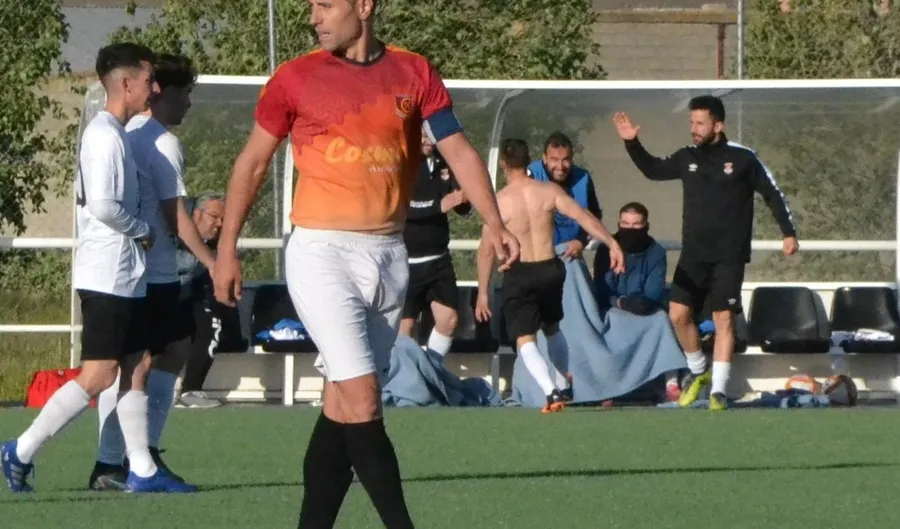 Foto 8 - #M [23|24 ABR] El Ciudad Rodrigo Infantil cierra la liga como local con una justa victoria ante el Ribert
