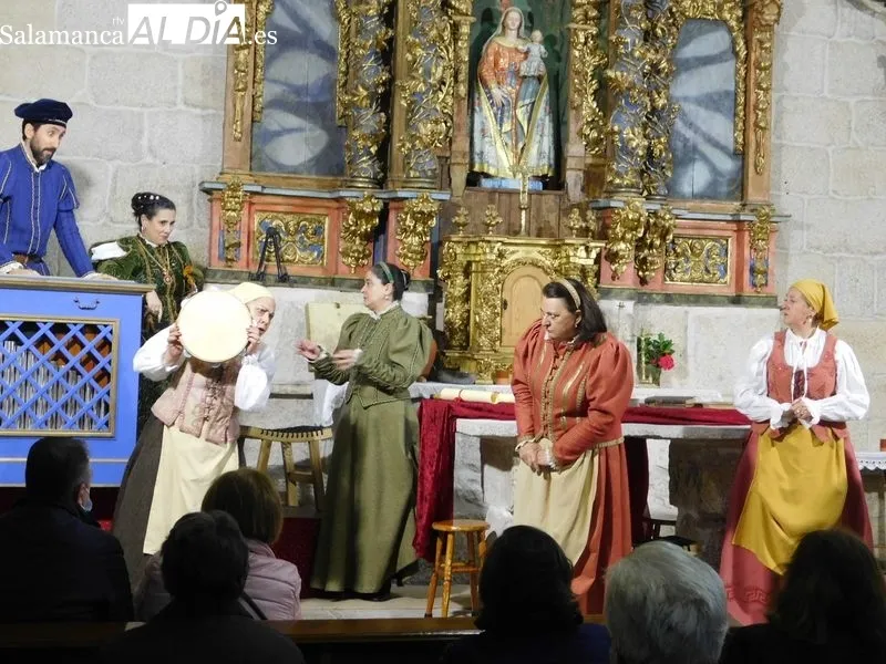 Representación de la obra '0Buscando a Nebrija' en el municipio de El Manzano