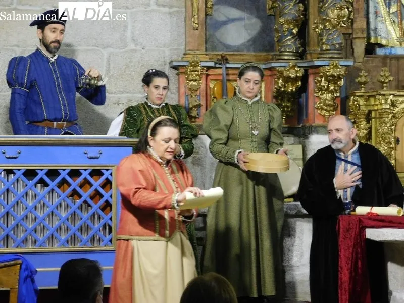 Representación de la obra '0Buscando a Nebrija' en el municipio de El Manzano
