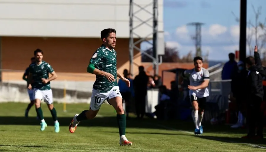 Galería de imágenes de los choques de esta jornada / Fotos: RTV y Guijuelo