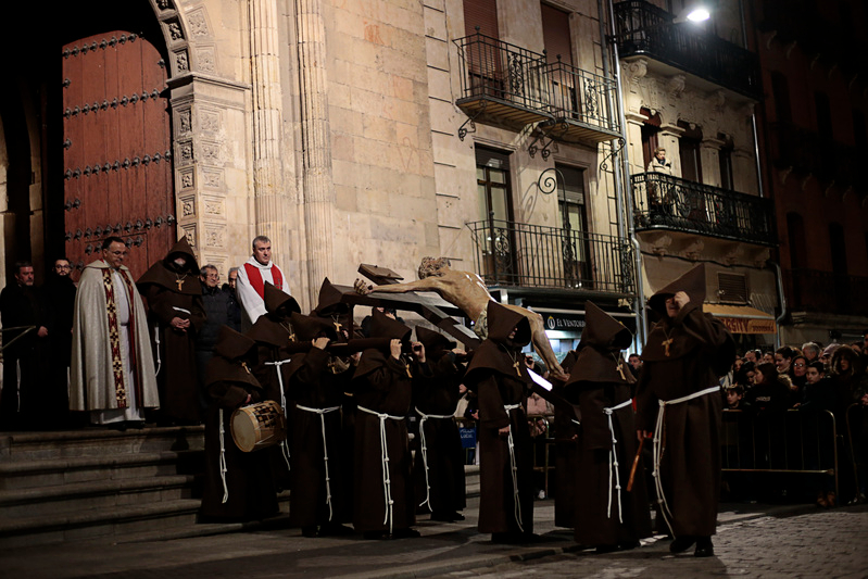 La Cadena de Oración Franciscana se une a la procesión del Sábado de Pasión 