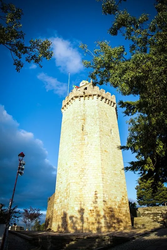 Torre Heptagonal o Torre del Gallo, en Freixo de Espada à Cinta