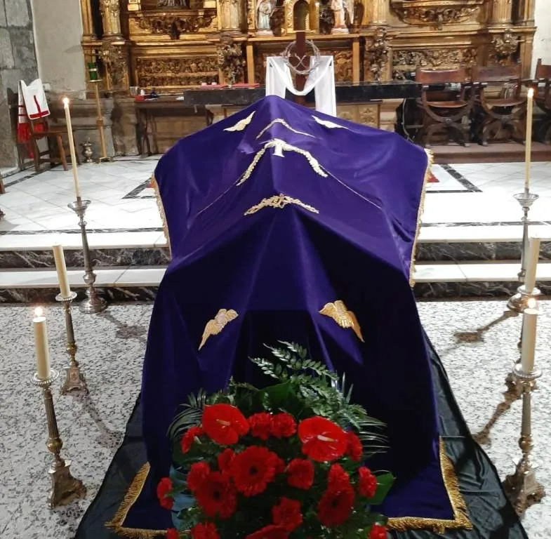 Foto 10 - San Andr&eacute;s brinda una procesi&oacute;n extra en la que participaron dos mujeres y un ni&ntilde;o ucranianos