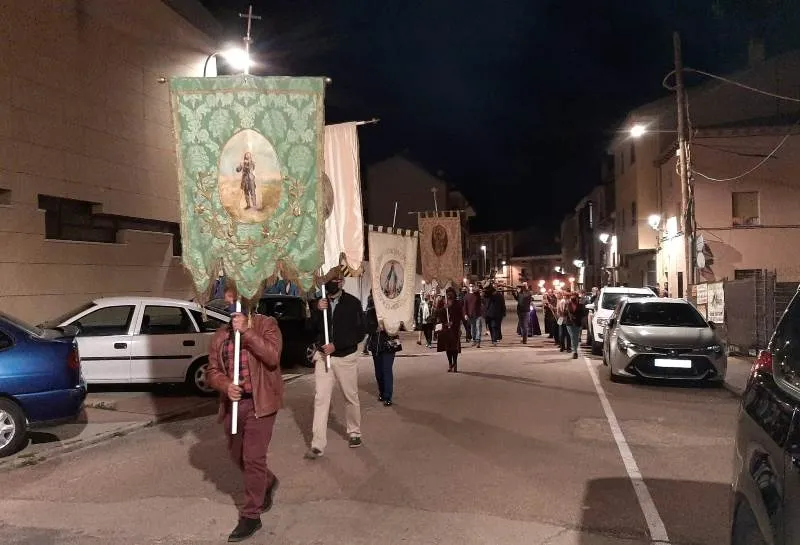 Foto 6 - San Andr&eacute;s brinda una procesi&oacute;n extra en la que participaron dos mujeres y un ni&ntilde;o ucranianos