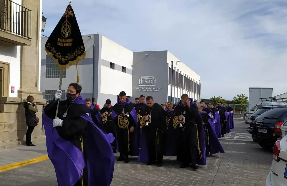 Foto 4 - La Banda de Cornetas y Tambores del Nazareno cierra en casa su ajetreada Semana Santa
