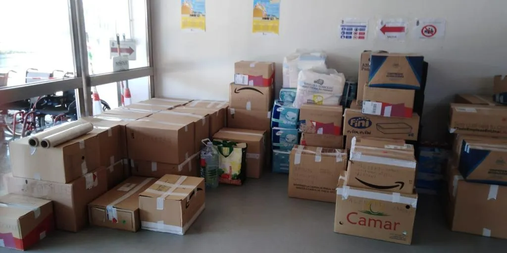 Foto 3 - Ciudad Rodrigo dona a Ucrania 770&euro; de Fila 0 y un cami&oacute;n entero de productos y materiales