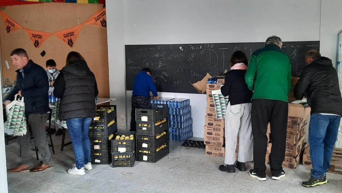Foto 6 - Preparadas cerca de 500 bolsas del corredor para la Media Marat&oacute;n