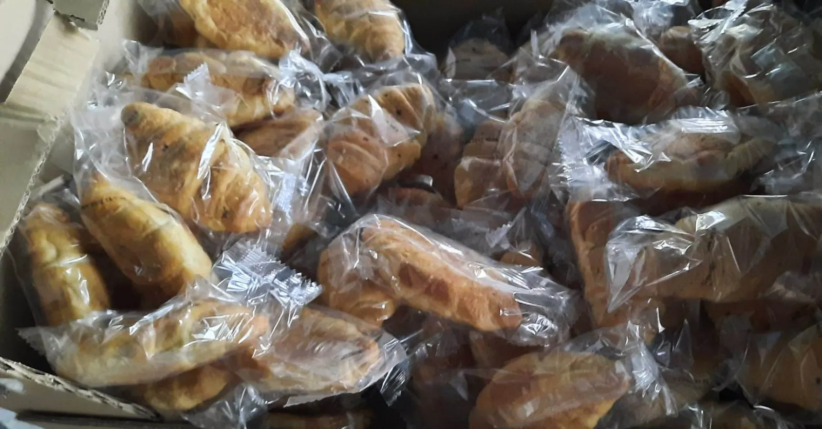 Foto 3 - Preparadas cerca de 500 bolsas del corredor para la Media Marat&oacute;n