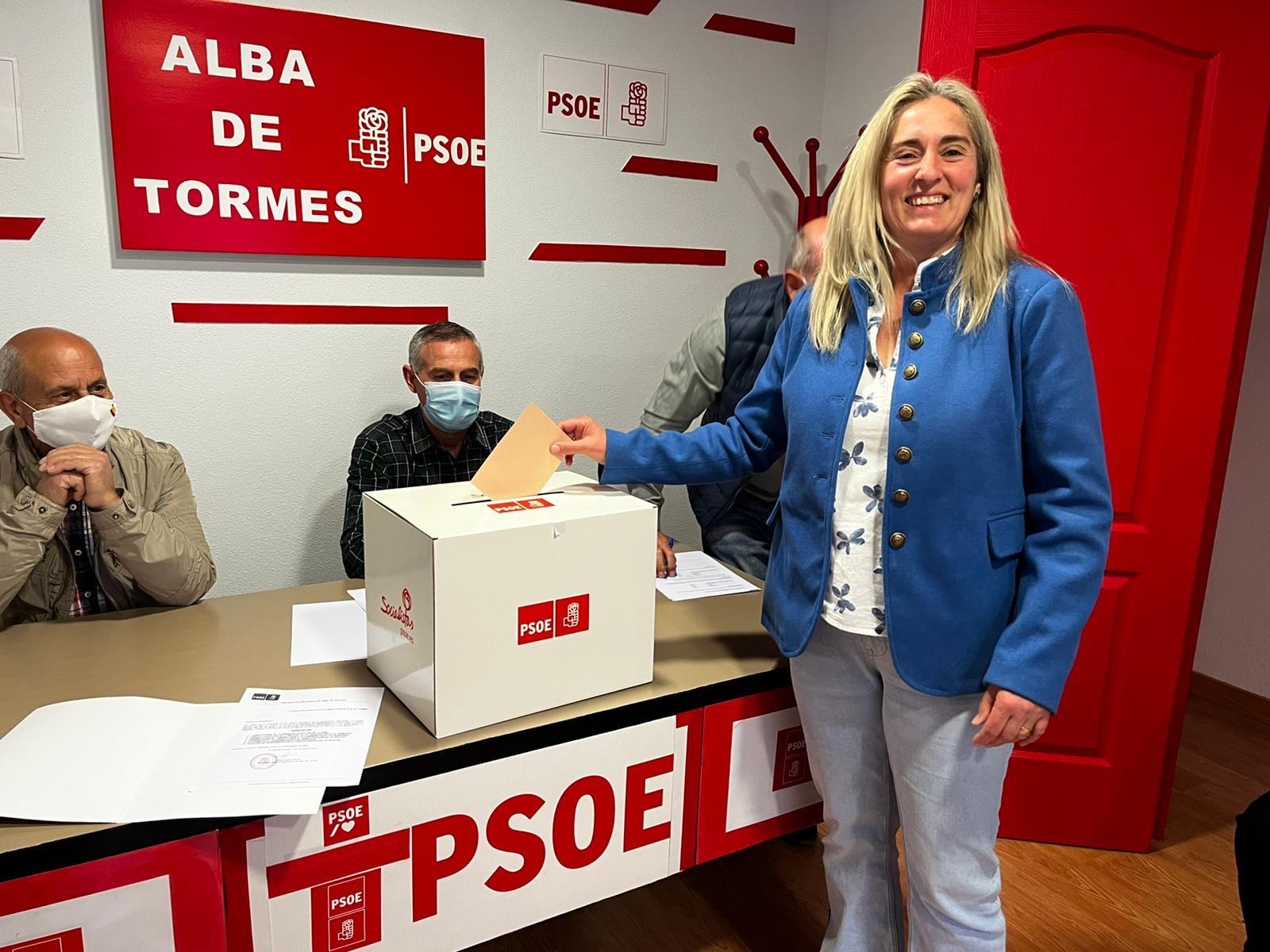 Elena García es reelegida Secretaria General del PSOE albense